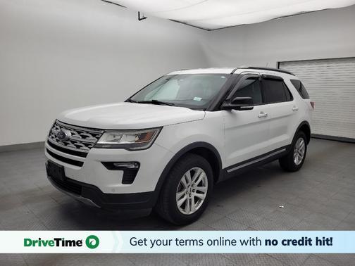 Oxford White 2018 Ford Explorer XLT