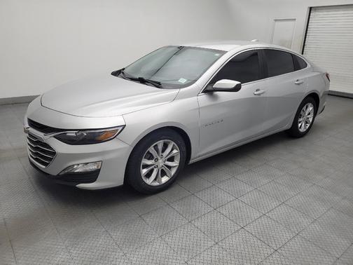 Silver Ice Metallic 2020 Chevrolet Malibu FWD LT