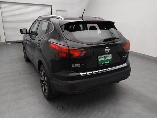 2017 Nissan Rogue Sport SL