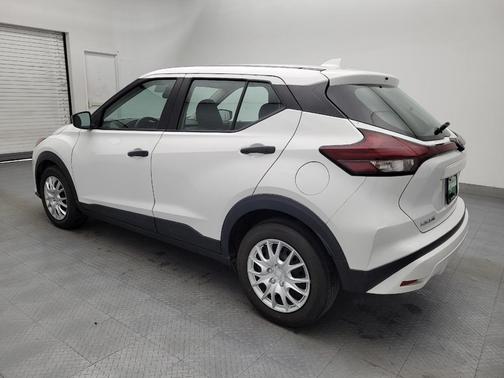 2022 Nissan Kicks S