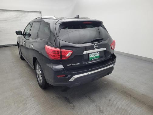 2020 Nissan Pathfinder SL 2WD