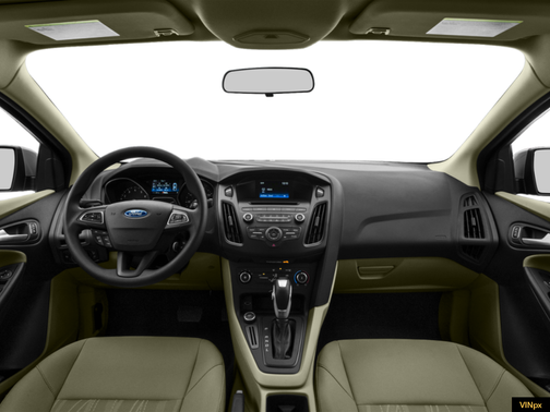 Oxford White 2018 Ford Focus SE