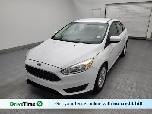 Oxford White 2018 Ford Focus SE
