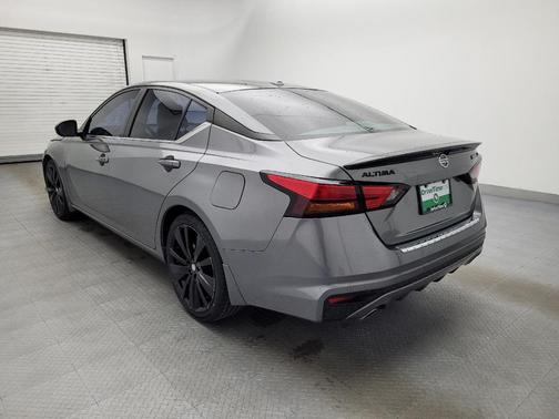 2022 Nissan Altima SR FWD