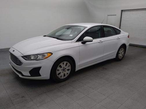 2019 Ford Fusion S