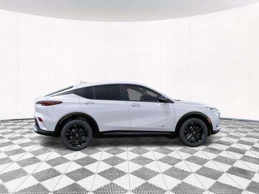 Summit White 2026 Buick Envista Sport Touring FWD
