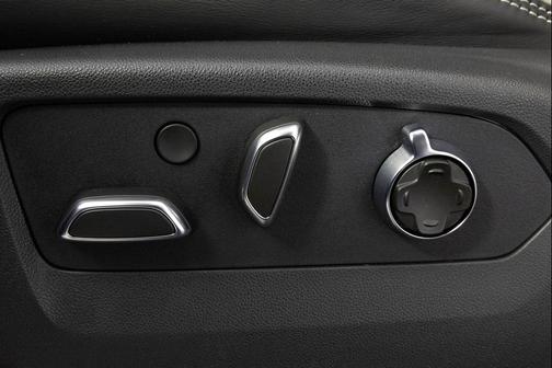 Onyx Black 2026 GMC Yukon Denali Ultimate