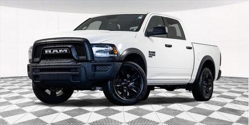 2024 RAM 1500 Classic Warlock Crew Cab 4x4 5'7' Box