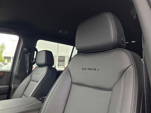 Onyx Black 2026 GMC Yukon XL Denali