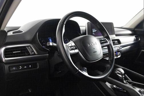 2022 Kia Telluride LX