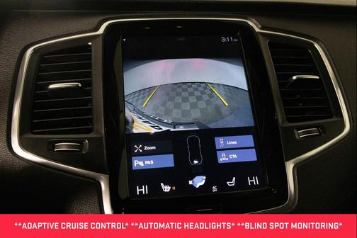 2021 Volvo XC90 T6 Momentum