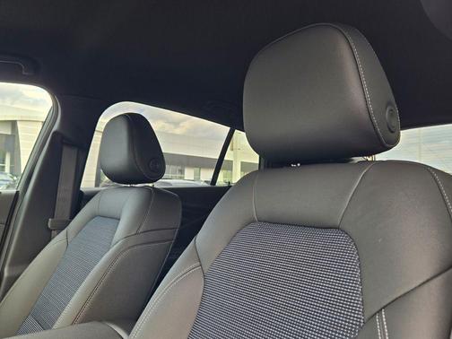 Moonstone Gray Metallic 2026 Buick Envista Preferred FWD
