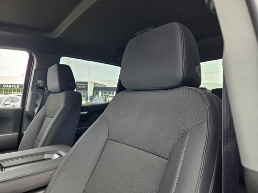 Onyx Black 2026 GMC Sierra 1500 Pro