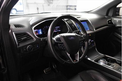 2020 Ford Edge ST