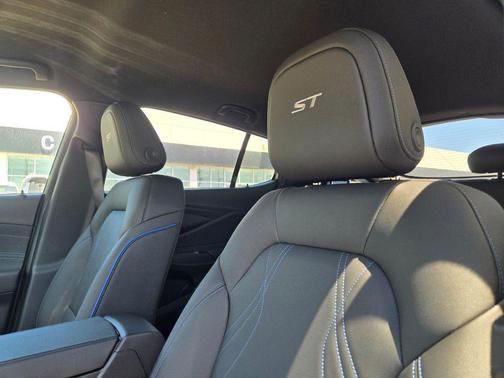 Moonstone Gray Metallic 2026 Buick Envista Sport Touring FWD