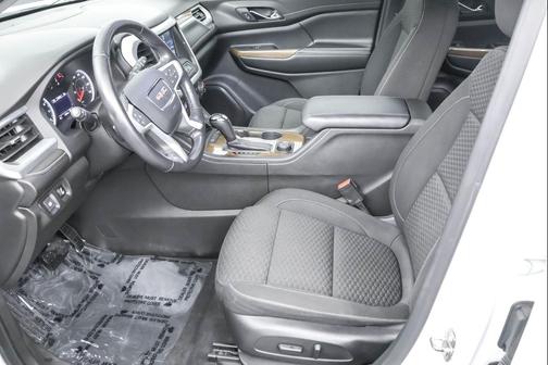 Summit White 2019 GMC Acadia SLE-2