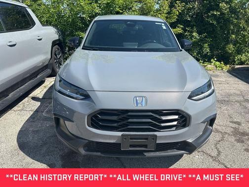 Urban Gray Pearl 2025 Honda HR-V AWD Sport