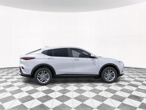 Summit White 2026 Buick Envista Preferred FWD