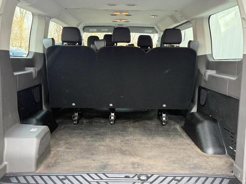 2020 Ford Transit-150 XL 8