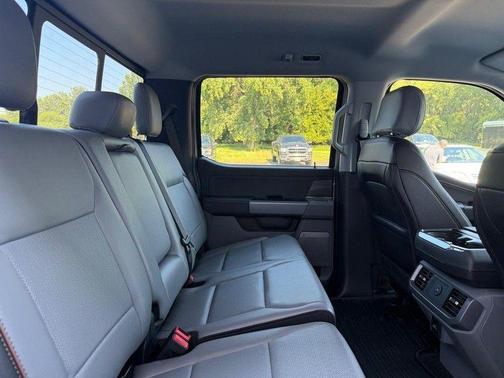 Avalanche 2026 Ford F-150 Lariat