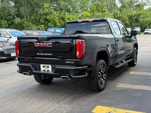 Onyx Black 2022 GMC Sierra 1500 AT4