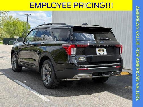 Agate Black Metallic 2026 Ford Explorer Active