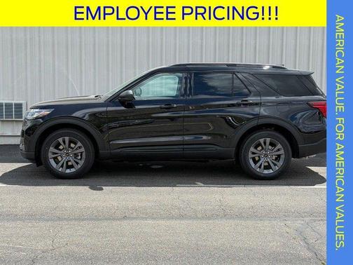 Agate Black Metallic 2026 Ford Explorer Active