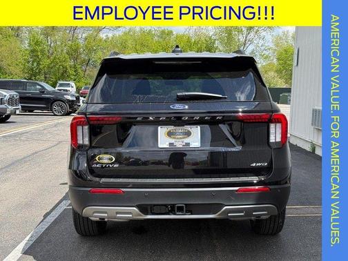 Agate Black Metallic 2026 Ford Explorer Active