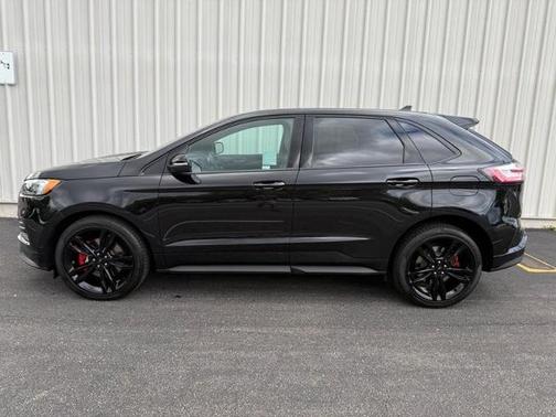 2022 Ford Edge ST