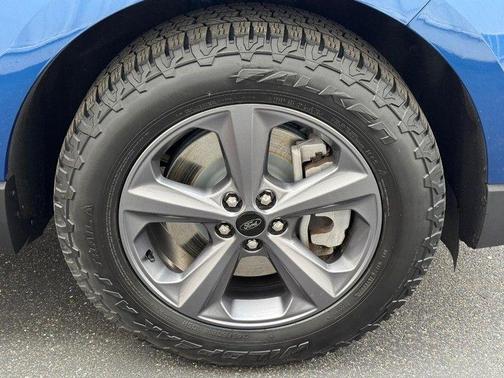 Atlas Blue Metallic 2024 Ford Edge SEL