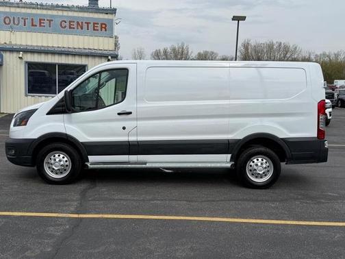 2023 Ford Transit-150 T-250 LOW RF 9070 GVWR