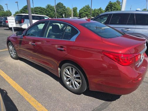Venetian Ruby 2016 INFINITI Q50 2.0T Premium