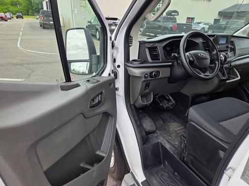 Oxford White 2024 Ford Transit-250 Base