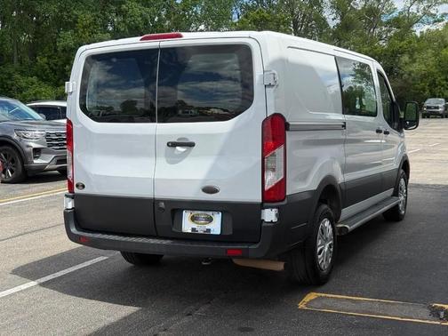 Oxford White 2021 Ford Transit-250 Base