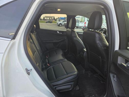 Star White 2023 Ford Escape Platinum