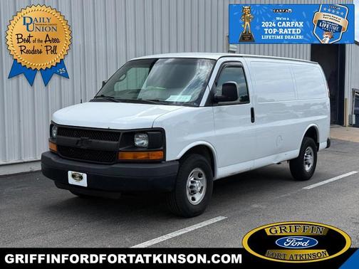 Summit White 2015 Chevrolet Express 2500 Work Van