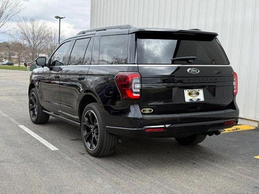 Agate Black Metallic 2023 Ford Expedition Limited
