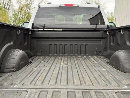 Oxford White 2024 Ford F-350 XLT