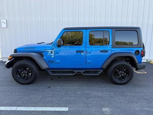 2022 Jeep Wrangler Unlimited Sport