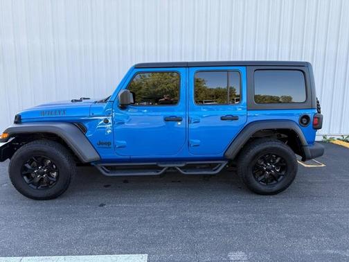 2022 Jeep Wrangler Unlimited Sport