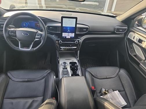 Agate Black Metallic 2023 Ford Explorer ST