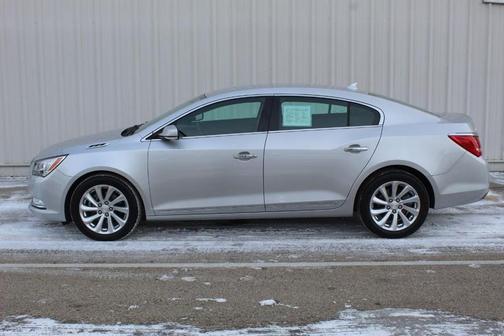 Photo 4 of 23 of 2014 Buick LaCrosse Leather