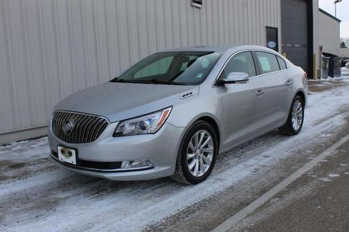 Photo 2 of 23 of 2014 Buick LaCrosse Leather