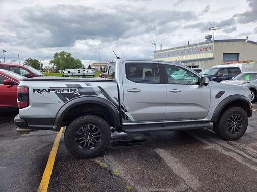 Iconic Silver Metallic 2024 Ford Ranger Raptor