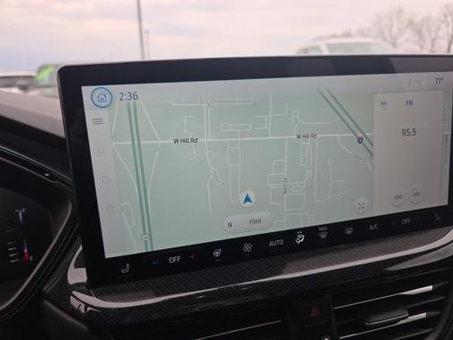 Iconic Silver Metallic 2024 Ford Escape ST-Line