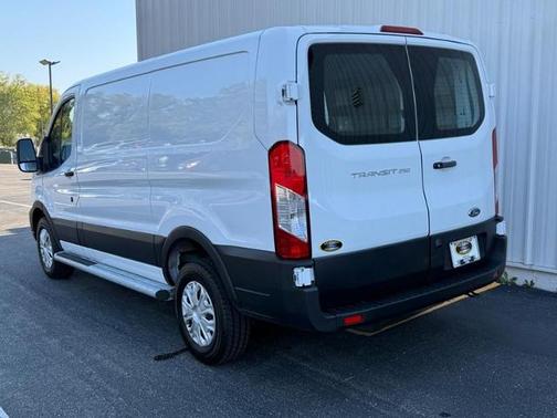 2024 Ford Transit-250