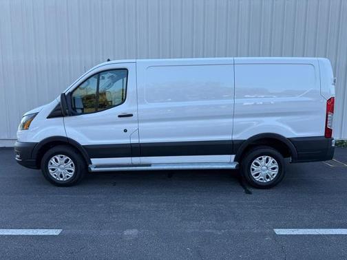 2024 Ford Transit-250