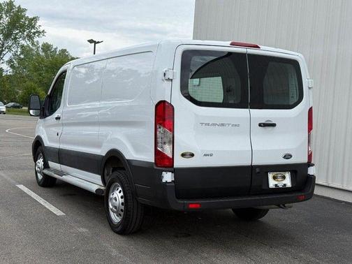 Oxford White 2024 Ford Transit-250 Base