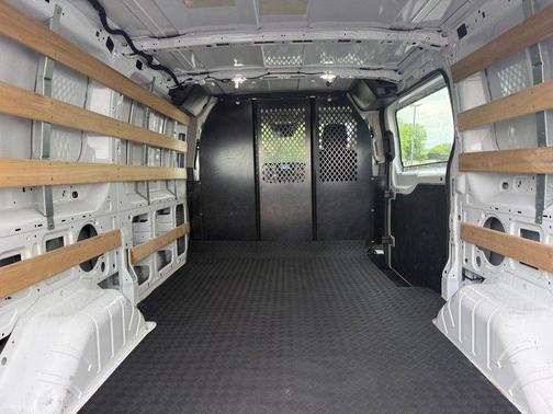 Oxford White 2024 Ford Transit-250 Base