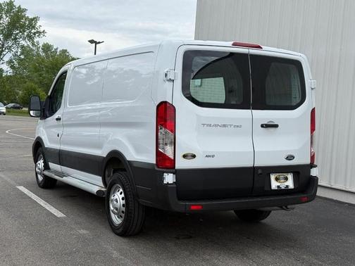 Oxford White 2024 Ford Transit-250 Base